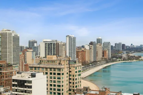 $485,000 | 260 East Chestnut Street, Unit 3204, Chicago, IL 60611