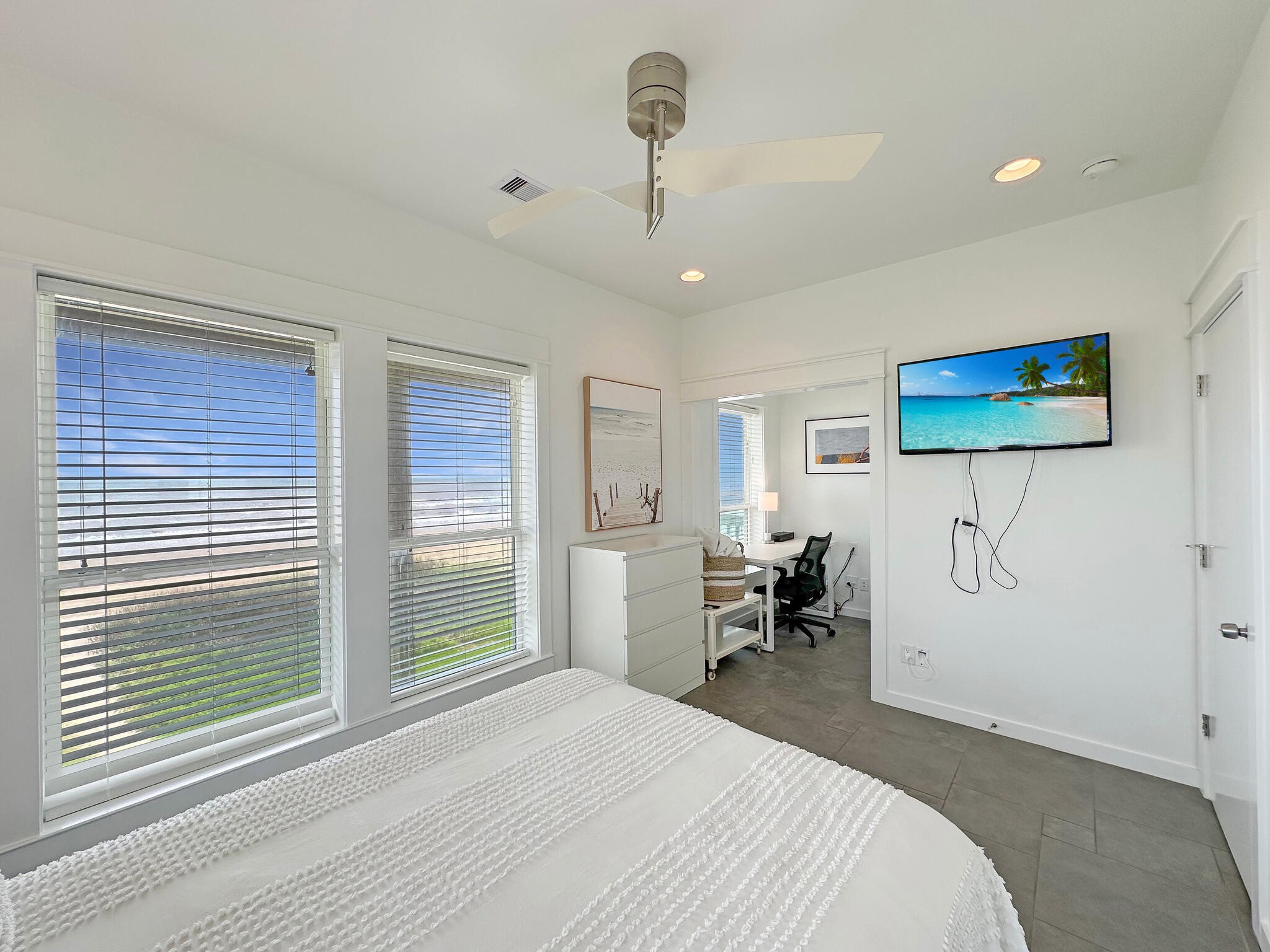 2496 Gilmore Crystal Beach, TX 77650 - Photo 19 of 35