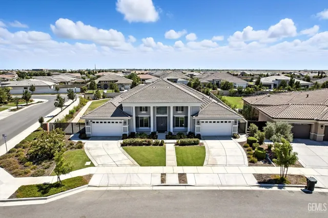 $1,165,000 | Undisclosed Address, Bakersfield, CA 93311