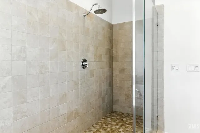 $1,165,000 | Undisclosed Address, Bakersfield, CA 93311