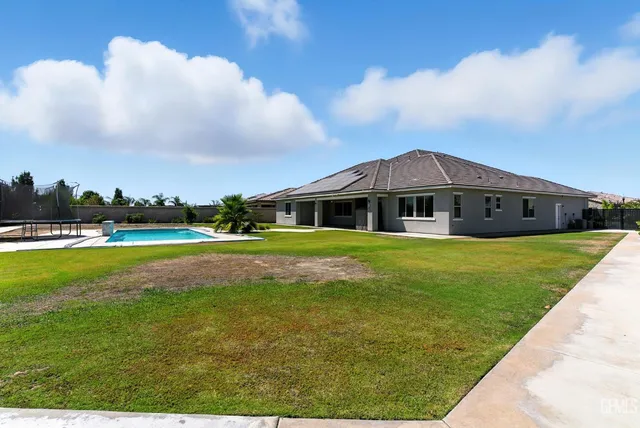 $1,165,000 | Undisclosed Address, Bakersfield, CA 93311