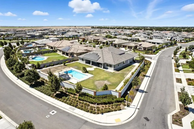 $1,165,000 | Undisclosed Address, Bakersfield, CA 93311