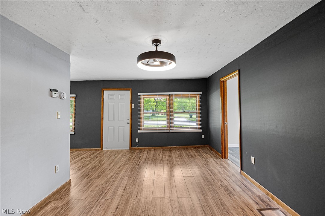 6100 Carsten Road Medina, OH 44256 - Photo 7 of 31