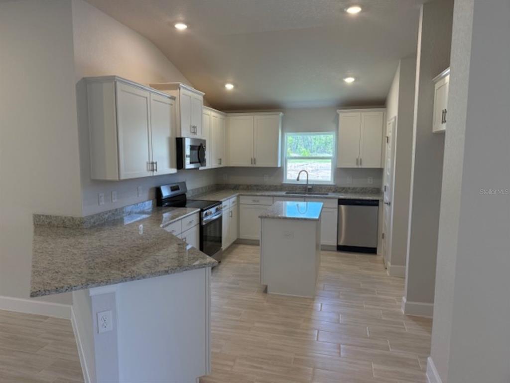 2166 Northwest 23rd Loop Ocala, FL 34475 - Photo 2 of 25