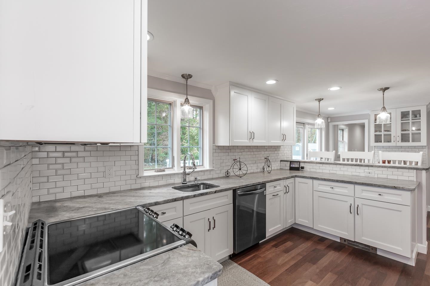 86 Haverhill Road Salem, NH 03079 - Photo 16 of 35