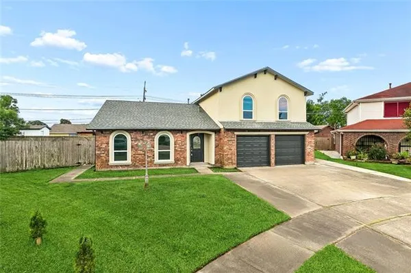 $339,000 | 13 Joya Loma Street, Harvey, LA 70058