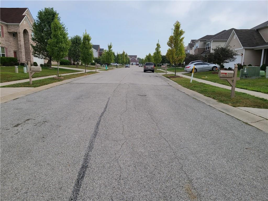 5551 Ralfe Road Indianapolis, IN 46234 - Photo 2 of 30