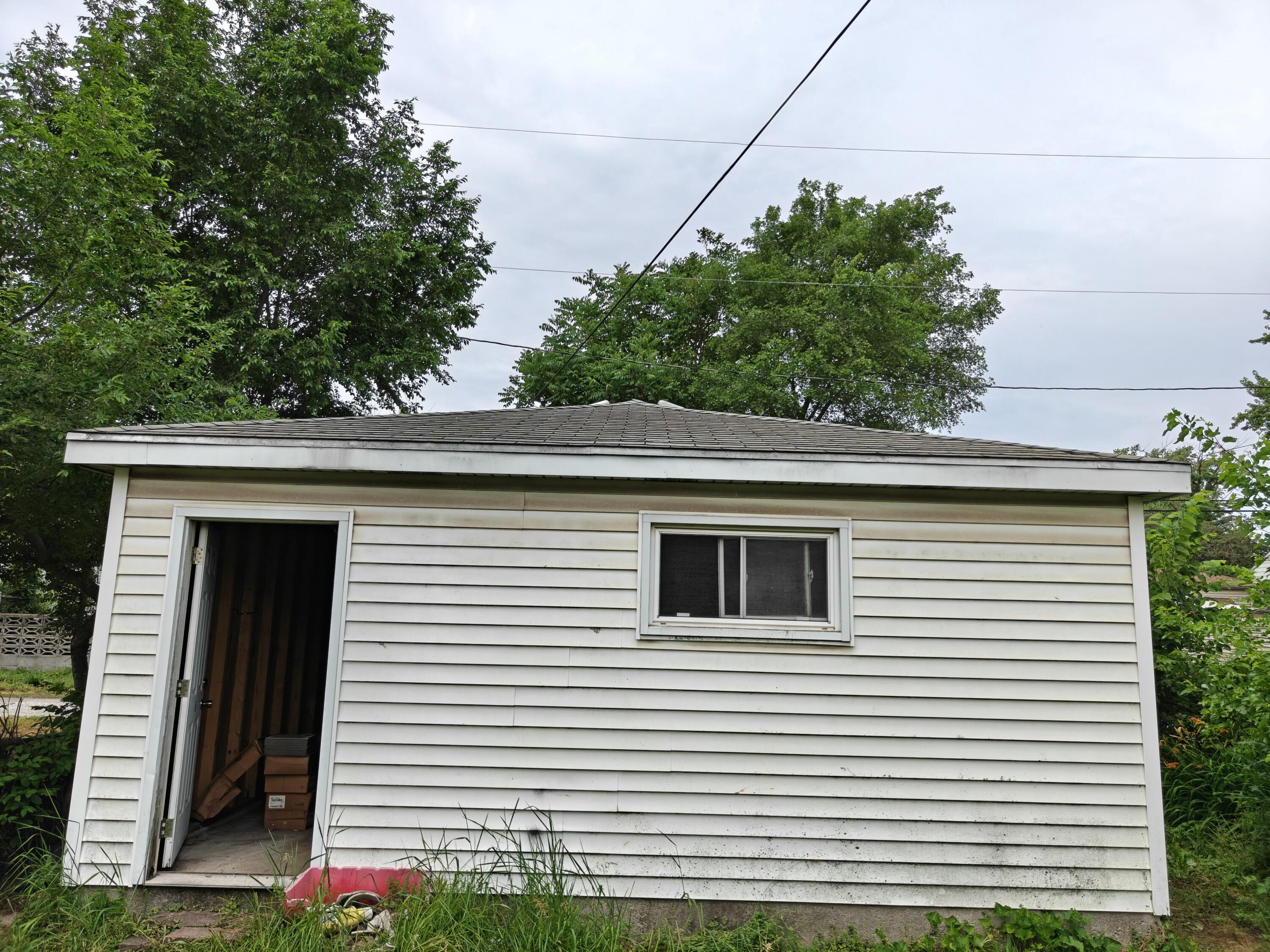 1154 Hendricks Street Gary, IN 46404 - Photo 28 of 30 3000x2250