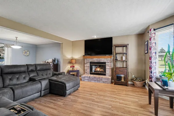 $360,000 | 160 Rosewood Trail, Battle Creek, MI 49014