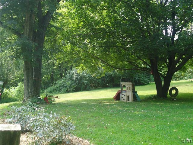 8540 Rasley Hill Road Bangor, PA 18013 - Photo 6 of 19 Gallery Image 6