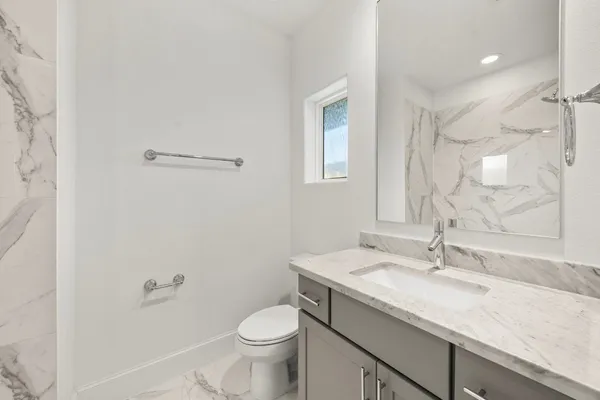 $3,150 | 2234 Lou Ellen Lane, Unit D, Houston, TX 77018