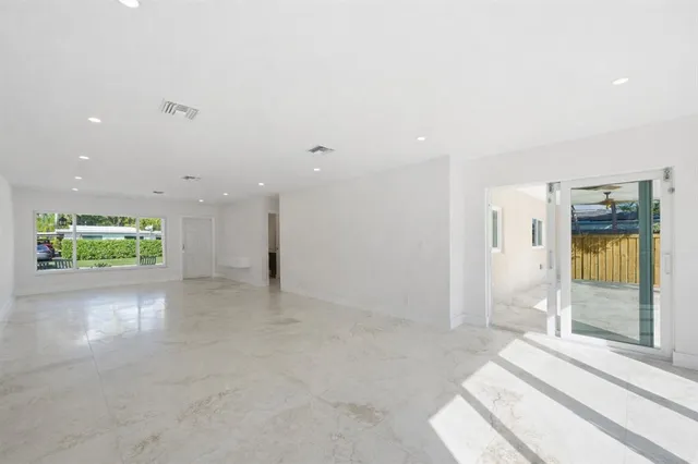 $6,500 | 1706 Northeast 28th Drive, Wilton Manors, FL 33334