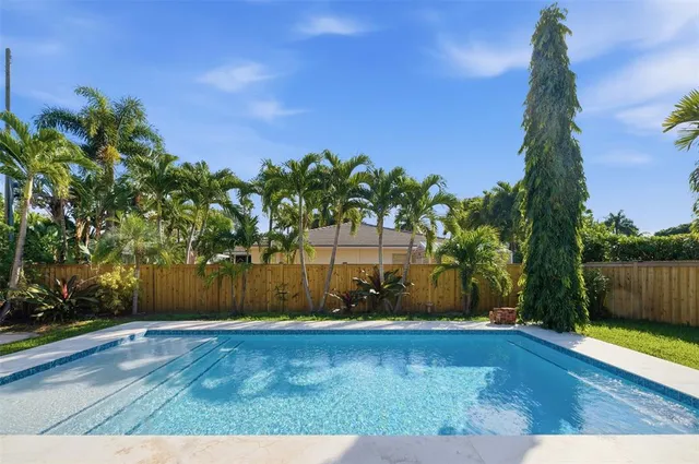 $6,500 | 1706 Northeast 28th Drive, Wilton Manors, FL 33334