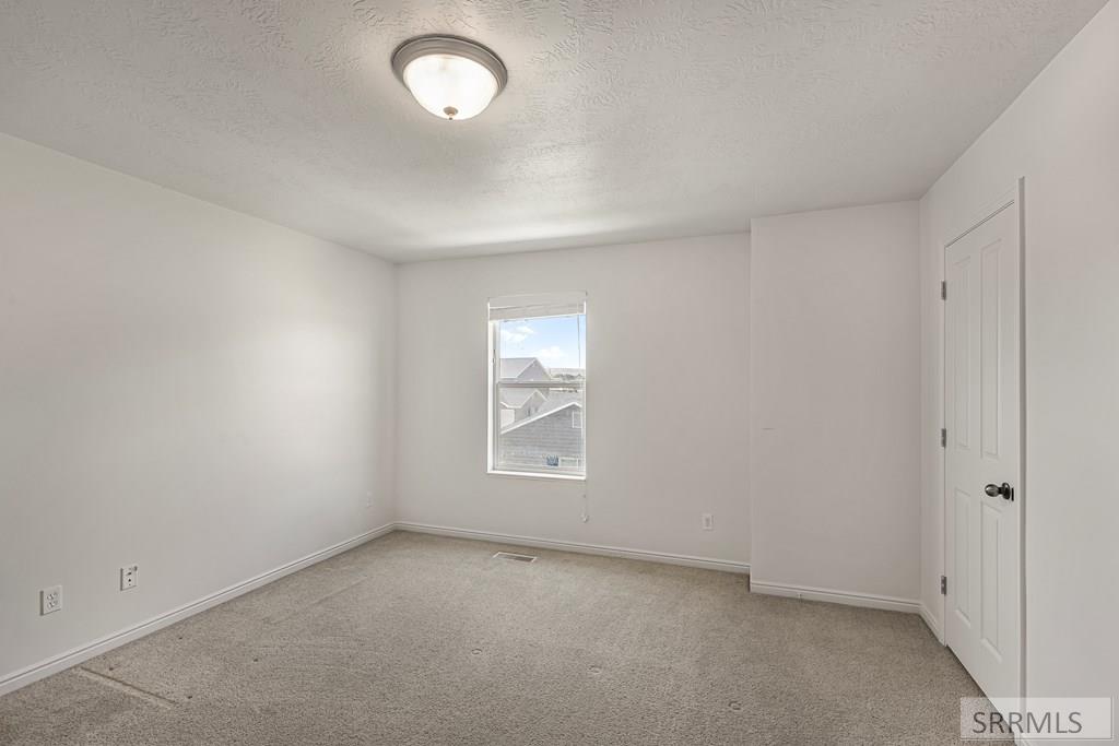 448 Raven Way, Unit A Chubbuck, ID 83202 - Photo 8 of 14