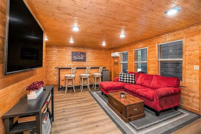 $2,200 | 1119 Villa Drive, Ellijay, GA 30540