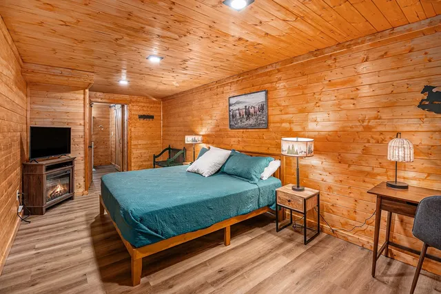 $2,200 | 1119 Villa Drive, Ellijay, GA 30540