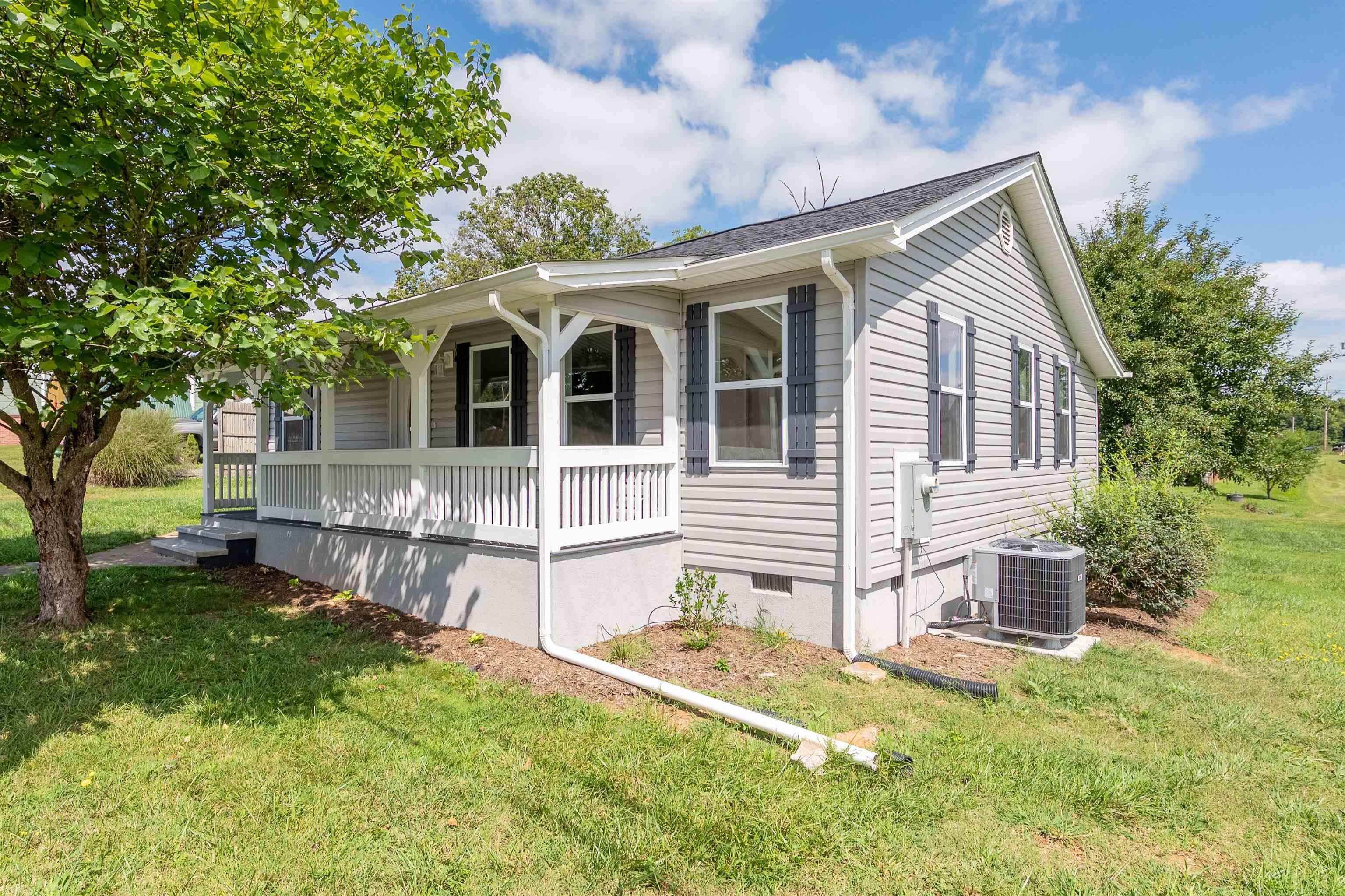 426 Store Hill Road Austinville, VA 24312 - Photo 4 of 40 Gallery Image 4