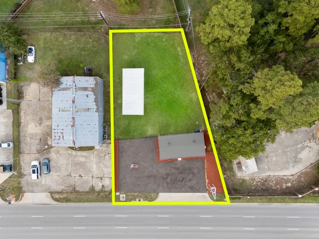 view of a tennis court