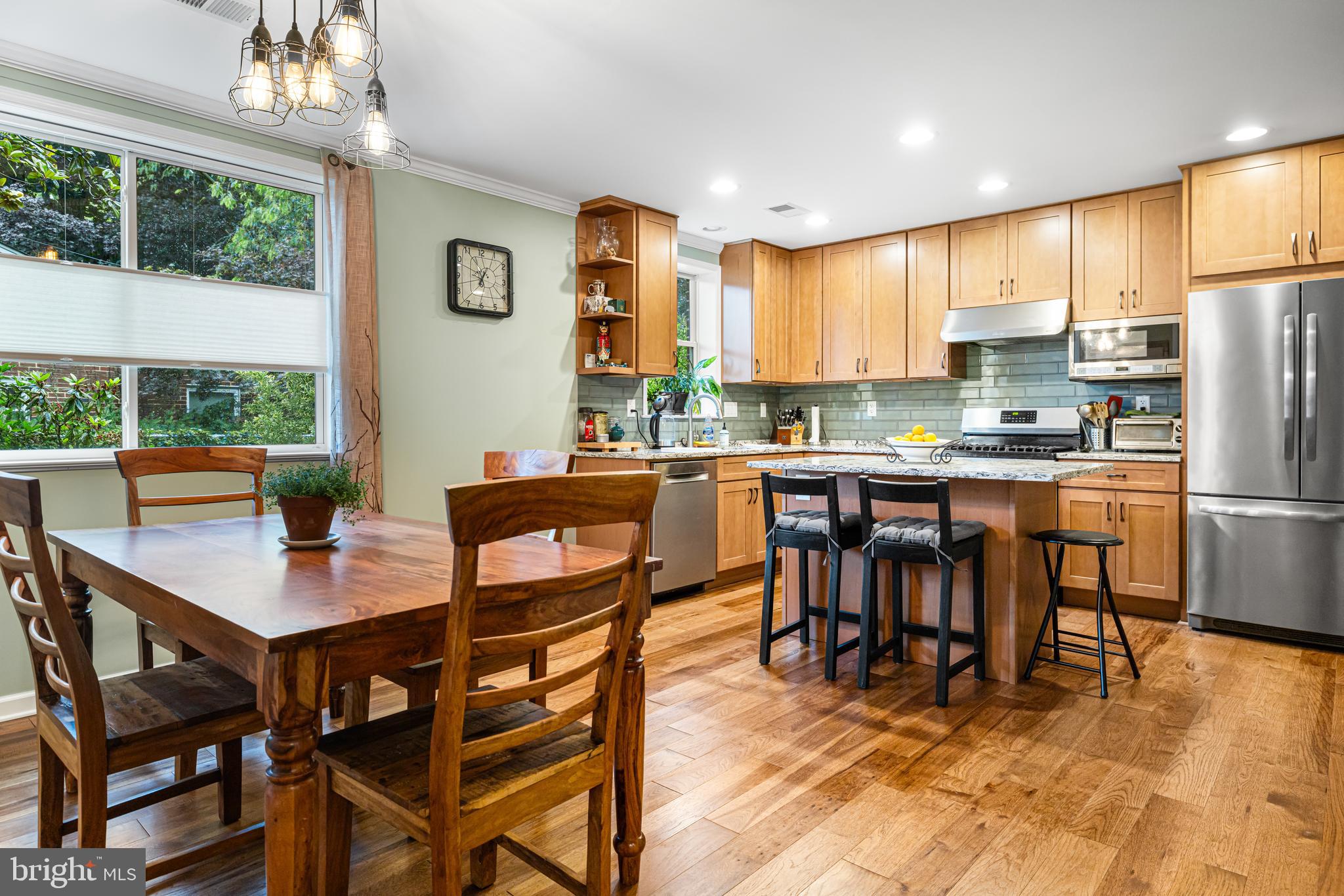 331 Crest Park Road Philadelphia, PA 19119 - Photo 12 of 33 Dining Room and Kitchen