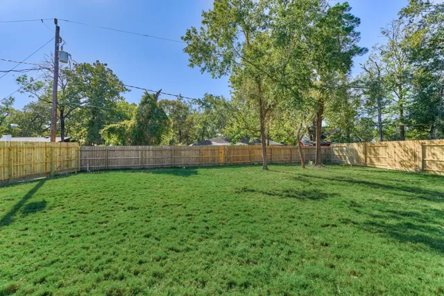 $445,000 | 1718 Eastvale Drive, Spring, TX 77386