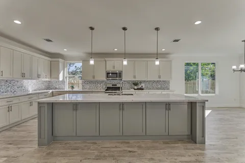 $445,000 | 1718 Eastvale Drive, Spring, TX 77386