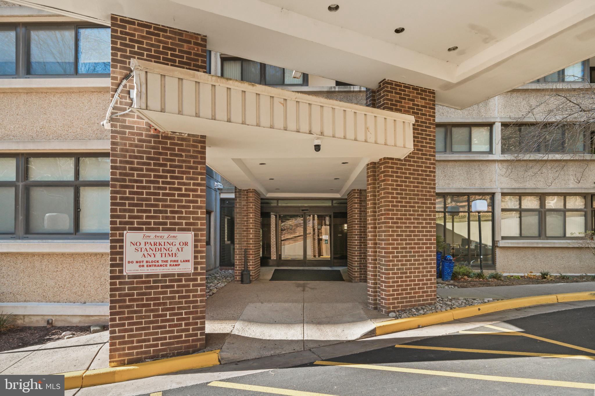 5911 Edsall Road, Unit 1209 Alexandria, VA 22304 - Photo 23 of 30 a view of a building entrance