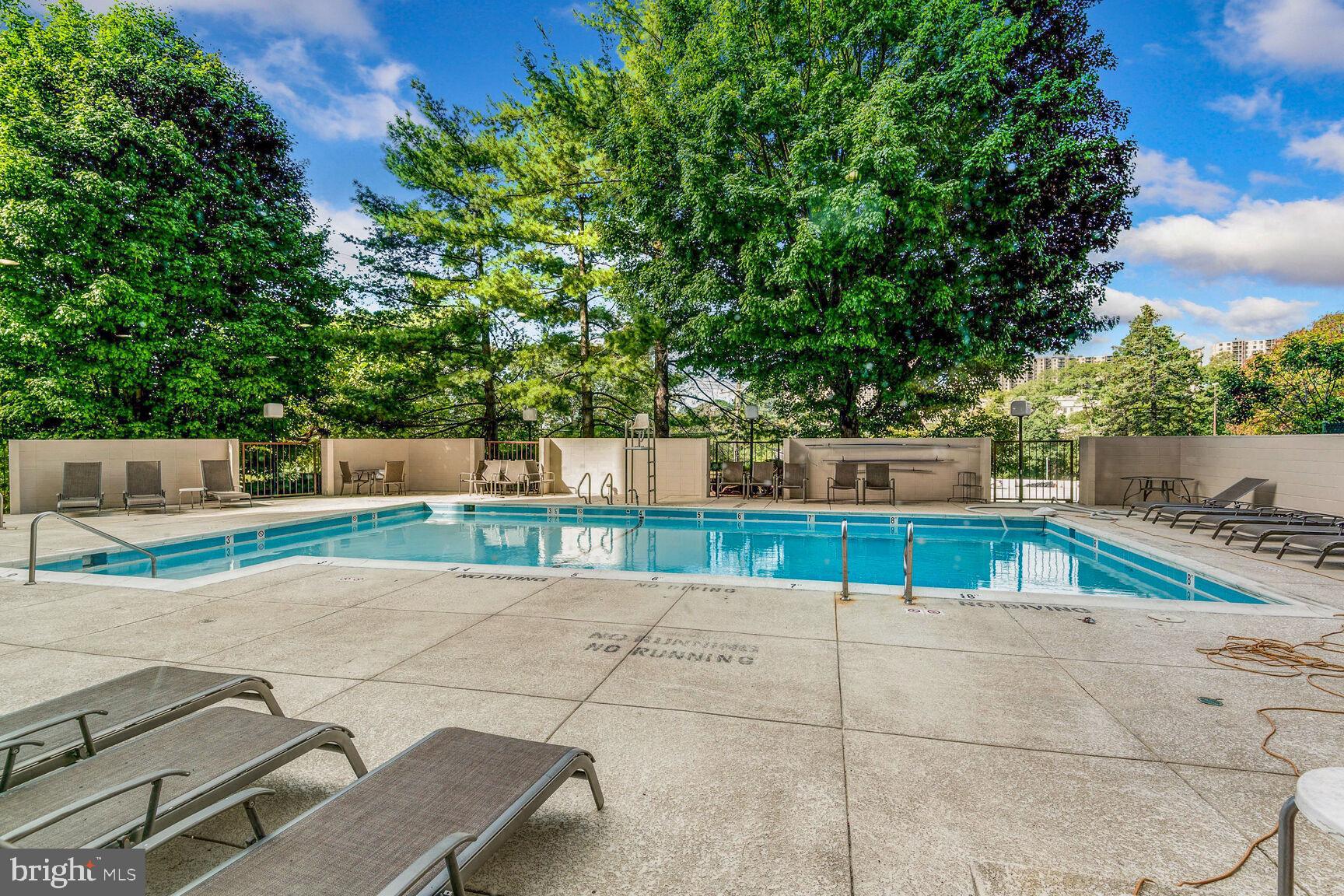 5911 Edsall Road, Unit 1209 Alexandria, VA 22304 - Photo 27 of 30 a view of a tennis court