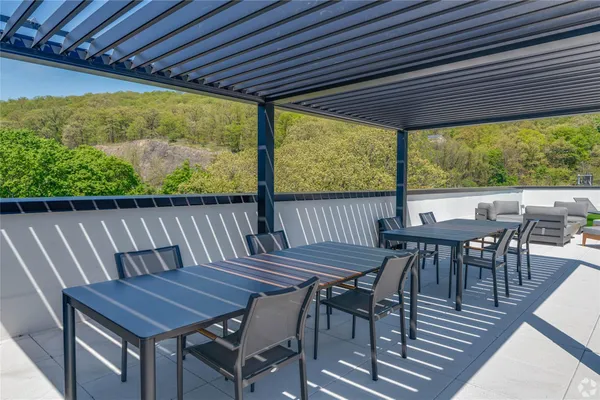 $2,750 | 15 Washington Avenue, Unit 202, Suffern, NY 10901