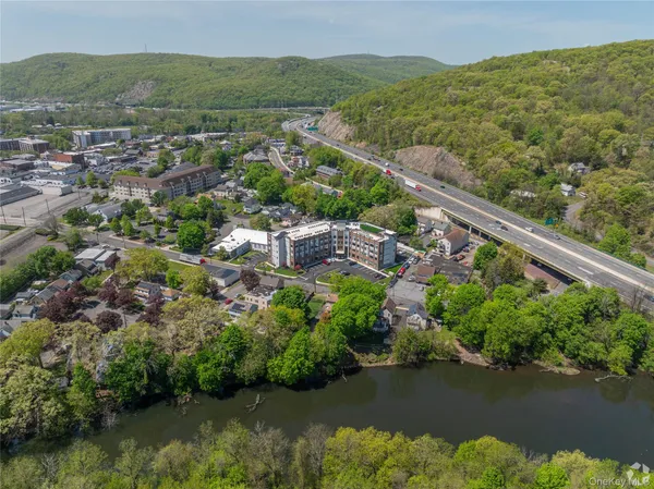 $2,750 | 15 Washington Avenue, Unit 202, Suffern, NY 10901