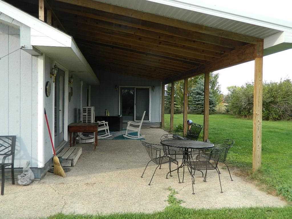 6854 North Shepherd Road Clare, MI 48617 - Photo 5 of 21 1893587-4.JPG