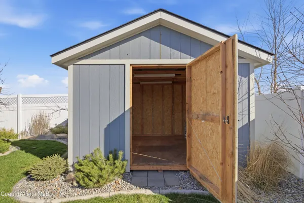 $579,000 | 276 West Blanton Avenue, Post Falls, ID 83854