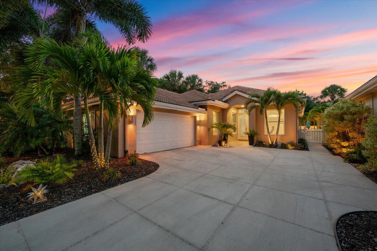 169 Hampton Circle Jupiter, FL 33458 - Photo 2 of 30 169 Hampton Circle