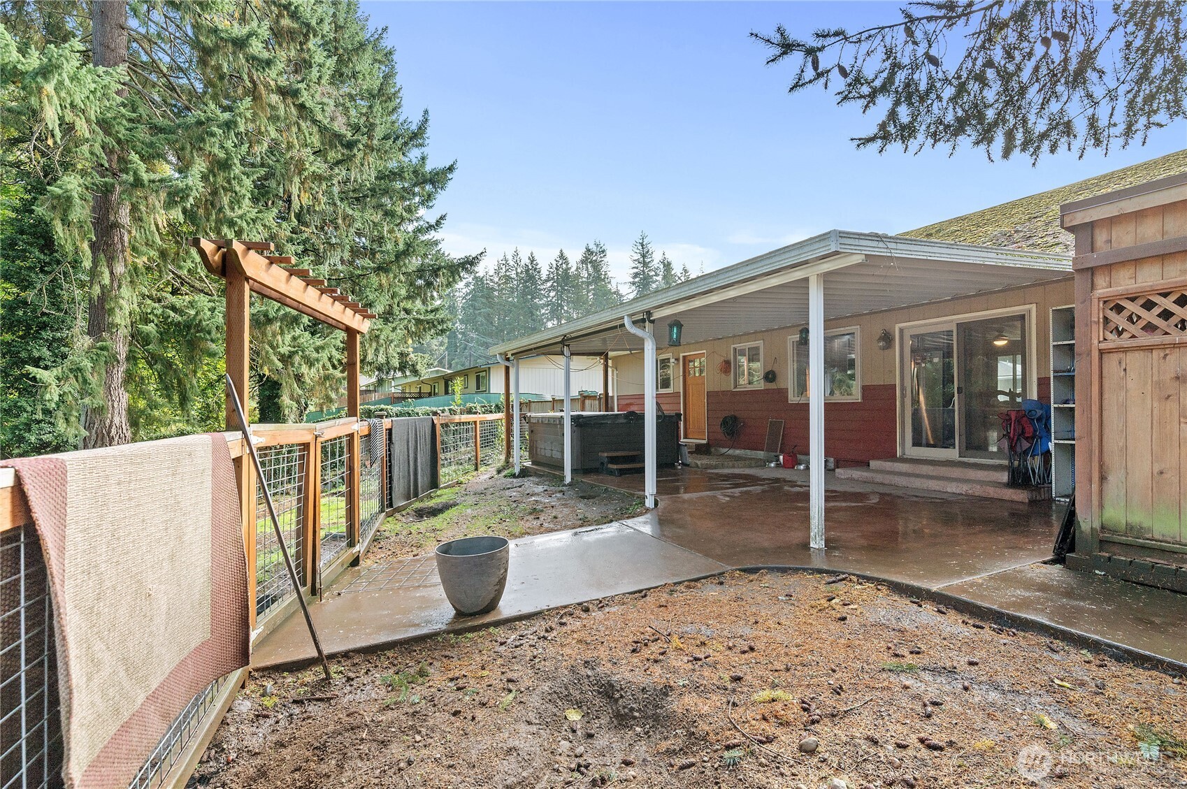 9101 112th Street Southwest Lakewood, WA 98498 - Photo 25 of 27 a view of a house with backyard and sitting area