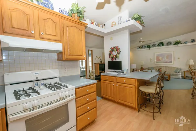 $359,900 | 5114 South Jamaica Drive, Muncie, IN 47302