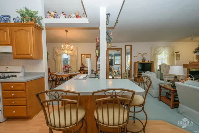 $359,900 | 5114 South Jamaica Drive, Muncie, IN 47302