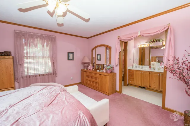 $359,900 | 5114 South Jamaica Drive, Muncie, IN 47302