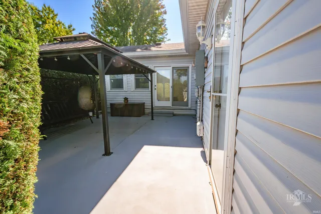 $359,900 | 5114 South Jamaica Drive, Muncie, IN 47302