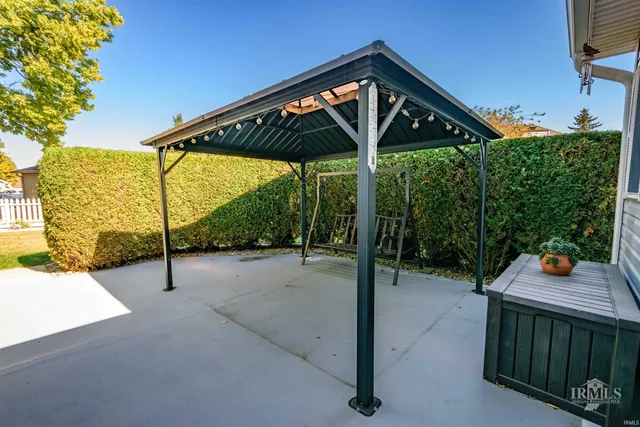 $359,900 | 5114 South Jamaica Drive, Muncie, IN 47302