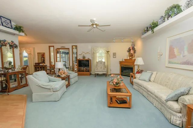 $359,900 | 5114 South Jamaica Drive, Muncie, IN 47302