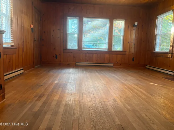 $266,500 | 301 River Road, Washington, NC 27889
