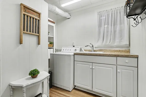 $479,000 | 598 Scotts Drive, Delton, MI 49046