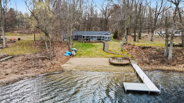 $479,000 | 598 Scotts Drive, Delton, MI 49046