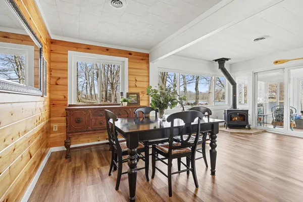 $479,000 | 598 Scotts Drive, Delton, MI 49046