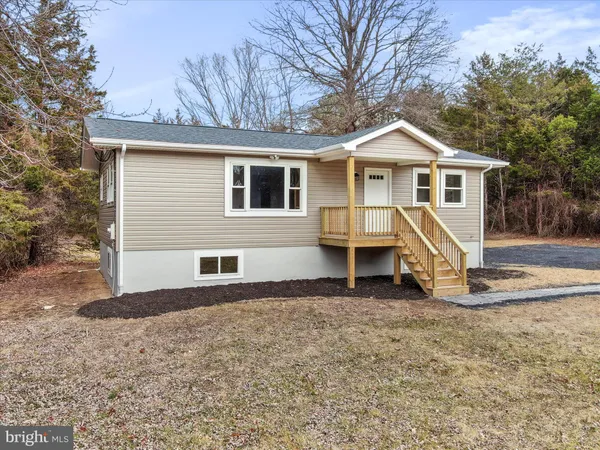 $379,900 | 75 Southern Drive, Strasburg, VA 22657