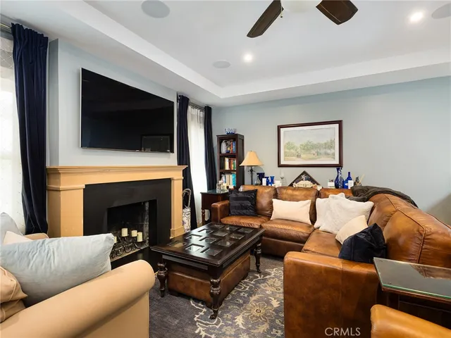 $1,595,000 | 211 East Pine Avenue, El Segundo, CA 90245