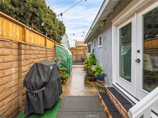 $1,595,000 | 211 East Pine Avenue, El Segundo, CA 90245