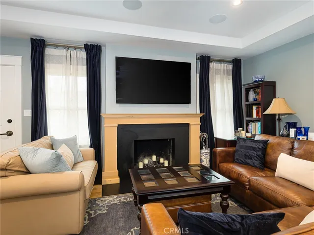 $1,595,000 | 211 East Pine Avenue, El Segundo, CA 90245