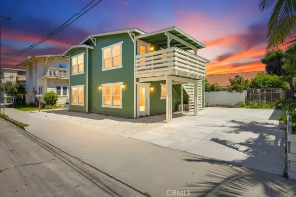 $2,850 | 1017 Riverine Avenue, Santa Ana, CA 92701