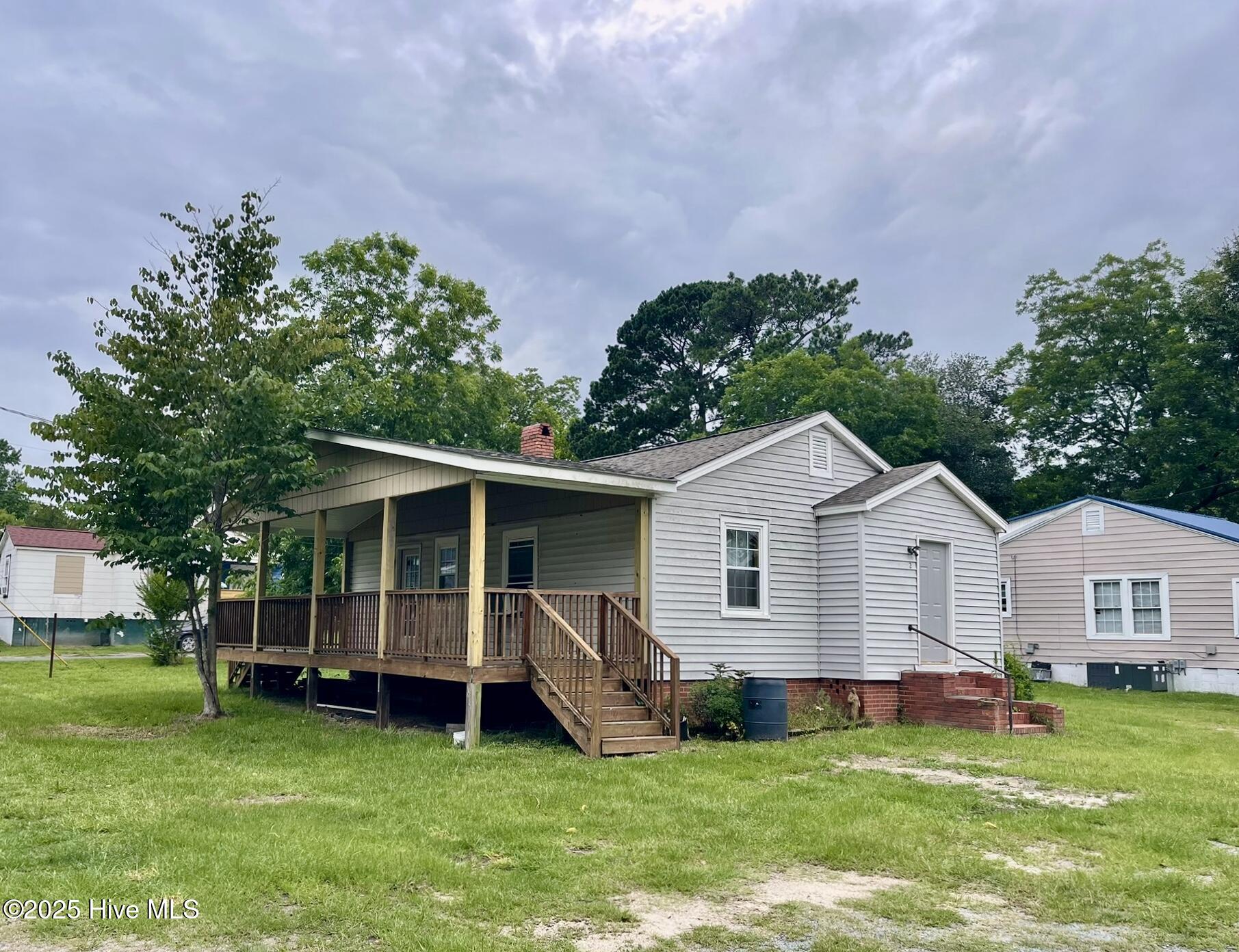 232 Aleo 7th Avenue Rockingham, NC 28379 - Photo 2 of 15 232 Aleo Seventh Ave