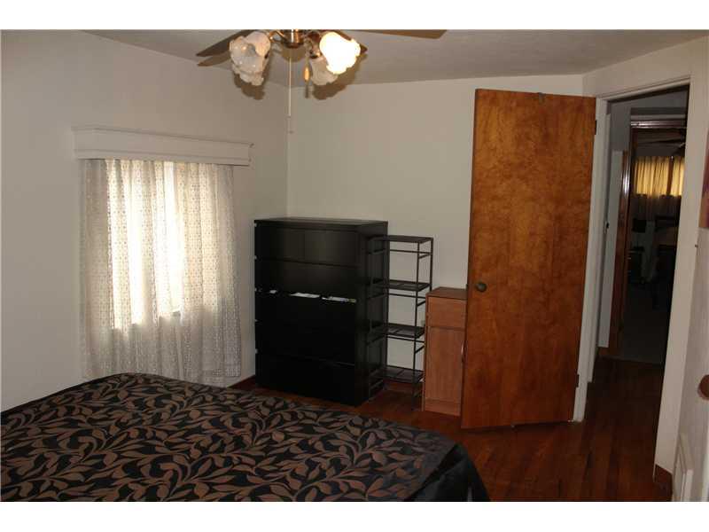 2374 Rose Garden Road Pittsburgh, PA 15220 - Photo 17 of 25 Bedroom.